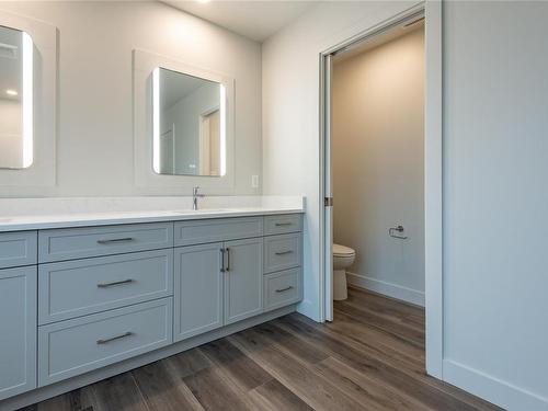 B-4080 Discovery Dr, Campbell River, BC - Indoor Photo Showing Bathroom