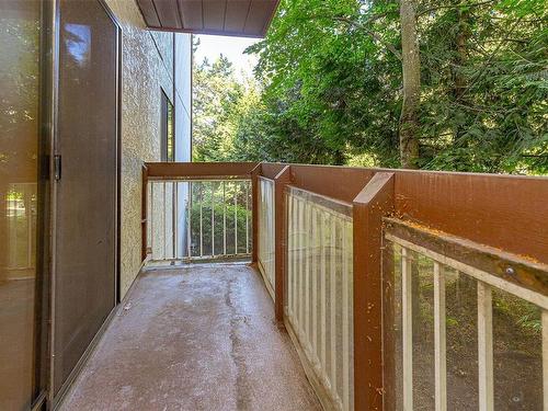 209-79 Gorge Rd West, Saanich, BC - Outdoor With Exterior