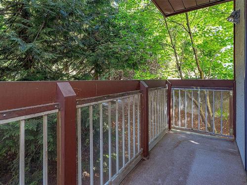 209-79 Gorge Rd West, Saanich, BC - Outdoor