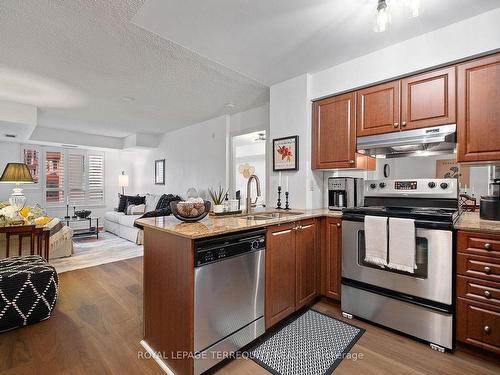 216-225 Wellesley St E, Toronto, ON - Indoor Photo Showing Kitchen With Double Sink