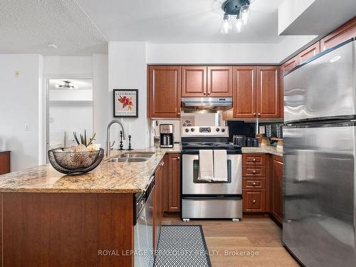 216-225 Wellesley St E, Toronto, ON - Indoor Photo Showing Kitchen With Double Sink