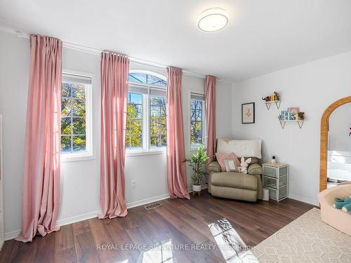 10 Harbourview Cres, Toronto, ON - Indoor Photo Showing Bedroom