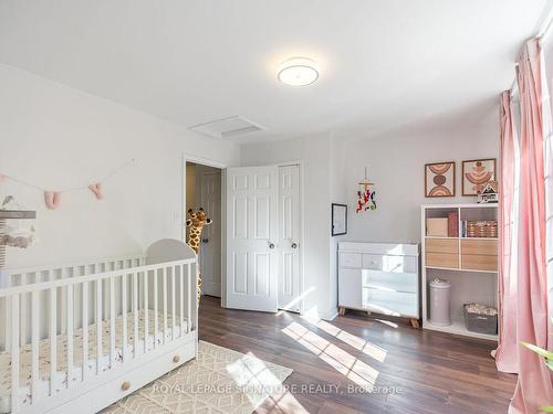 10 Harbourview Cres, Toronto, ON - Indoor Photo Showing Bedroom