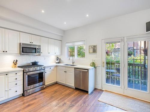 10 Harbourview Cres, Toronto, ON - Indoor Photo Showing Kitchen With Stainless Steel Kitchen