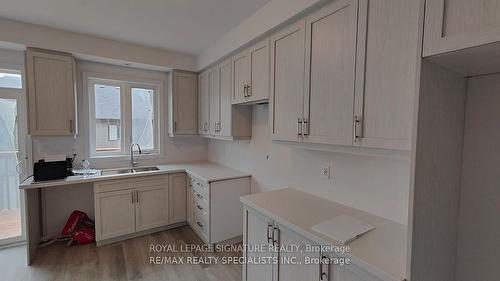 82-461 Blackburn Dr, Brant, ON - Indoor Photo Showing Kitchen With Double Sink