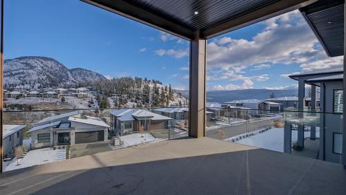 937 Royal Troon Lane, Kelowna, BC - Outdoor With Deck Patio Veranda With View