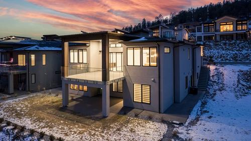 937 Royal Troon Lane, Kelowna, BC - Outdoor