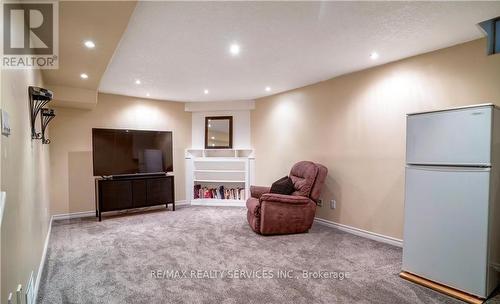 70 Glenroy Road, London, ON - Indoor