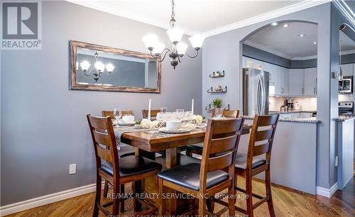 70 Glenroy Road, London, ON - Indoor Photo Showing Dining Room