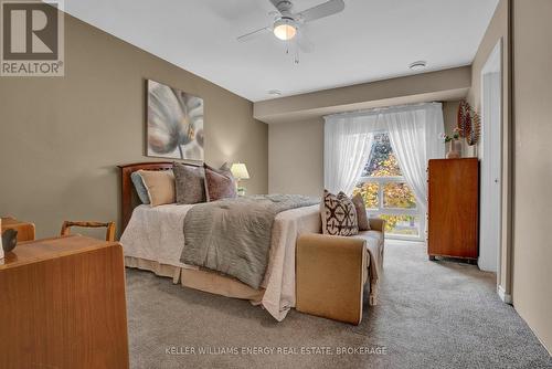 24 - 3409 St Clair Avenue E, Toronto (Clairlea-Birchmount), ON - Indoor Photo Showing Bedroom