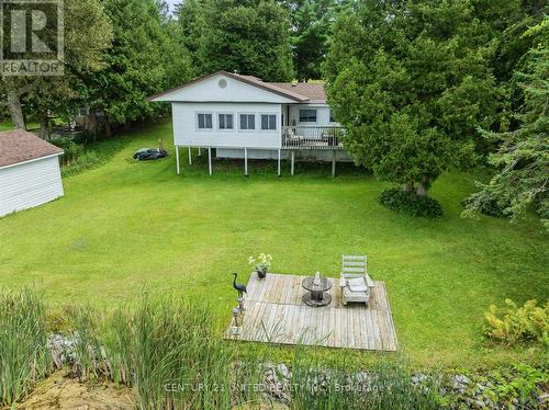 25 Cedarview Drive, Kawartha Lakes, ON - Outdoor With Deck Patio Veranda With Backyard