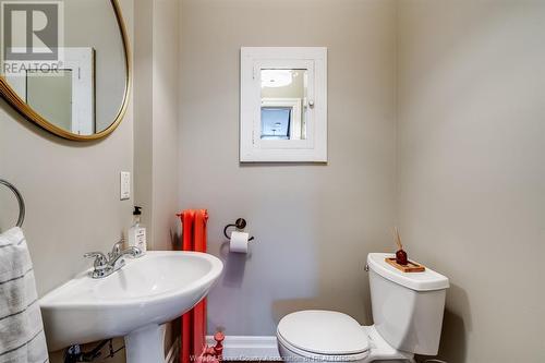 126 Division Street North, Kingsville, ON - Indoor Photo Showing Bathroom