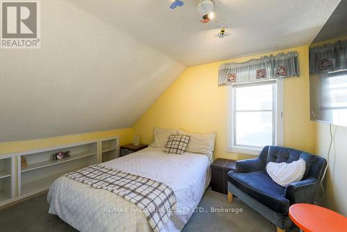 126 Burk Street, Oshawa, ON - Indoor Photo Showing Bedroom