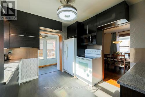 126 Burk Street, Oshawa, ON - Indoor Photo Showing Kitchen