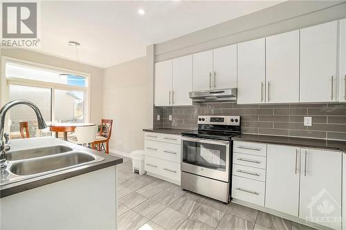 603 Capuchon Way, Ottawa, ON - Indoor Photo Showing Kitchen With Double Sink