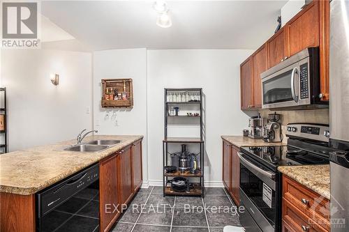 2 - 165 Waterbridge Drive, Ottawa, ON - Indoor Photo Showing Kitchen With Double Sink