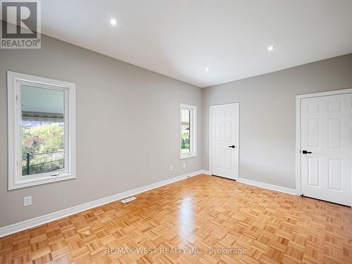 90 Archbury Circle, Caledon, ON - Indoor Photo Showing Other Room