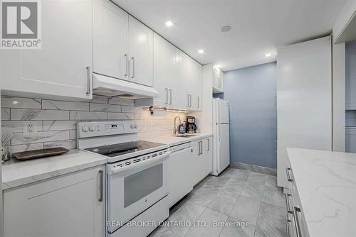 101 - 1660 Bloor Street, Mississauga, ON - Indoor Photo Showing Kitchen