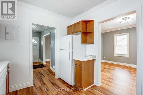 Upper - 14 Fitzgerald Street, St. Catharines, ON - Indoor