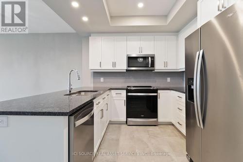 706 - 1880 Gordon Street, Guelph, ON - Indoor Photo Showing Kitchen With Stainless Steel Kitchen With Upgraded Kitchen