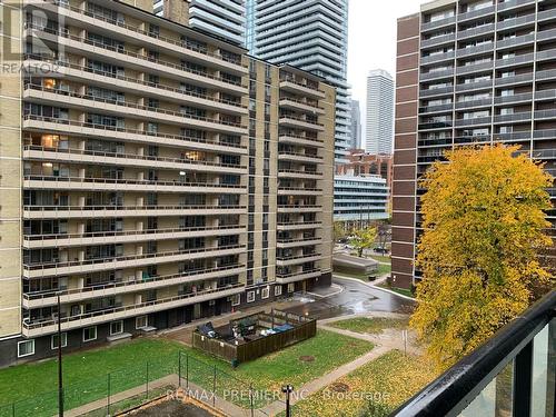 617 - 127 Broadway Avenue, Toronto, ON - Outdoor With Balcony With Facade