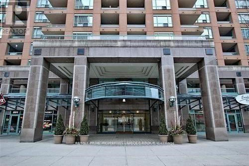 507 - 887 Bay Street, Toronto, ON - Outdoor With Balcony With Facade