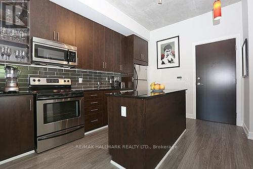 N304 - 116 George Street, Toronto, ON - Indoor Photo Showing Kitchen