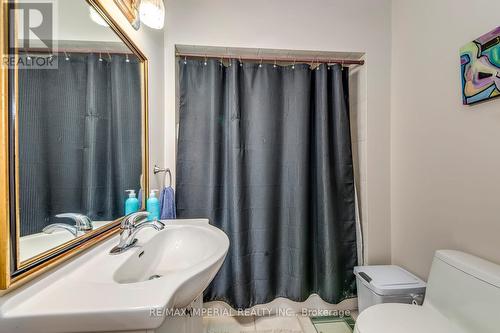 146 Trelawn Avenue, Oakville, ON - Indoor Photo Showing Bathroom