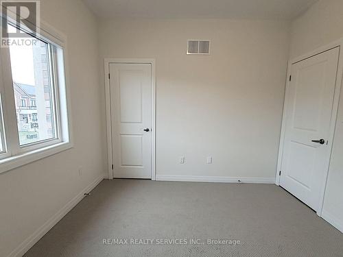 225 Coronation Road, Whitby, ON - Indoor Photo Showing Other Room