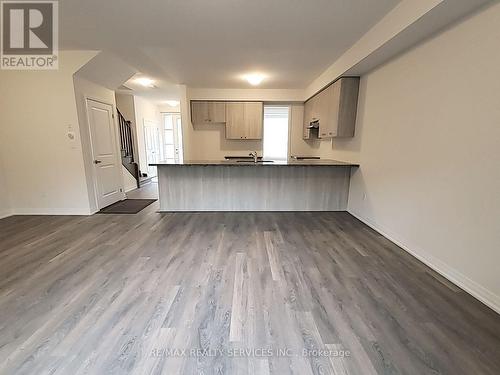 225 Coronation Road, Whitby, ON - Indoor Photo Showing Kitchen