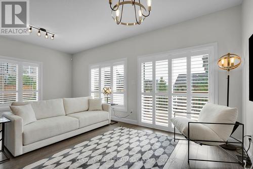 31 - 600 Guiness Way, London, ON - Indoor Photo Showing Living Room