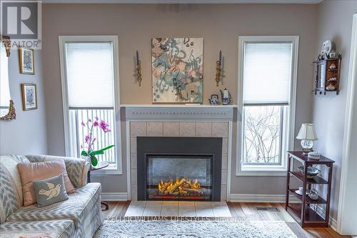 29 - 1478 Adelaide Street, London, ON - Indoor Photo Showing Living Room With Fireplace