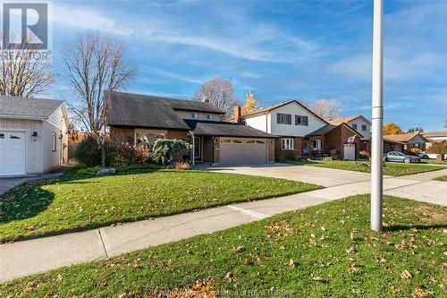 39 Holland Avenue, Chatham, ON - Outdoor With Deck Patio Veranda With Facade