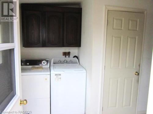 358 Lambton St W, Durham, ON - Indoor Photo Showing Laundry Room