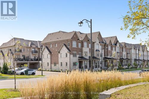 39 New Yorkton Avenue, Markham, ON - Outdoor With Facade