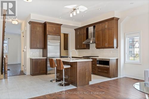 39 New Yorkton Avenue, Markham, ON - Indoor Photo Showing Kitchen