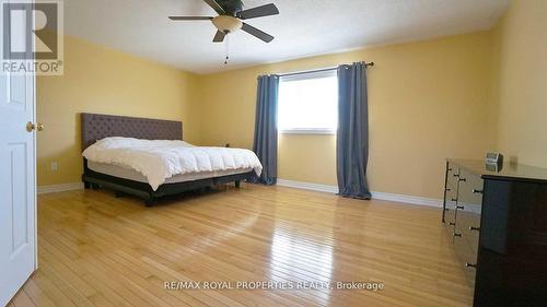 26 Ginger Grove, Vaughan, ON - Indoor Photo Showing Bedroom