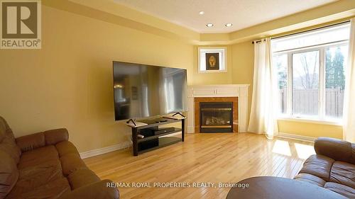 26 Ginger Grove, Vaughan, ON - Indoor Photo Showing Living Room With Fireplace