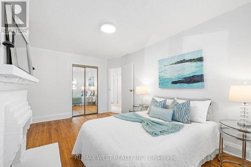 100 Runnymede Road, Toronto, ON - Indoor Photo Showing Bedroom