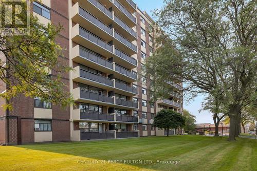 201 - 5 Frith Road, Toronto, ON - Outdoor With Balcony