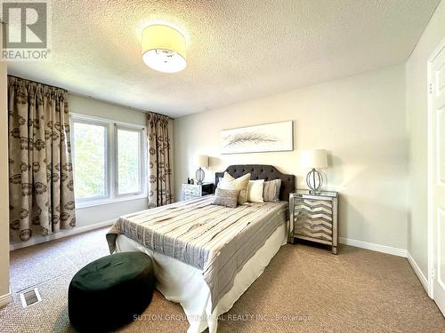 273 Spring Gate Boulevard, Vaughan, ON - Indoor Photo Showing Bedroom