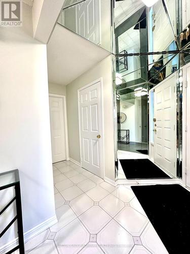 273 Spring Gate Boulevard, Vaughan, ON - Indoor Photo Showing Other Room