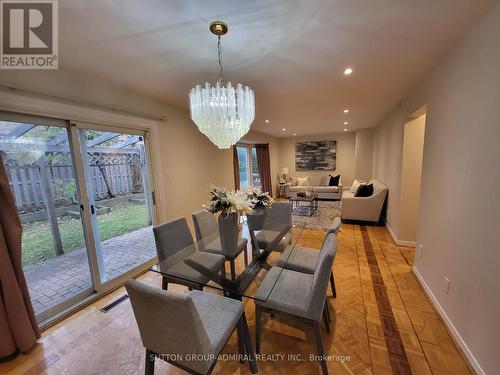 273 Spring Gate Boulevard, Vaughan, ON - Indoor Photo Showing Dining Room