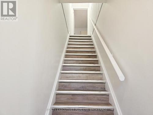 49 Quaker Road, Welland (767 - N. Welland), ON - Indoor Photo Showing Other Room