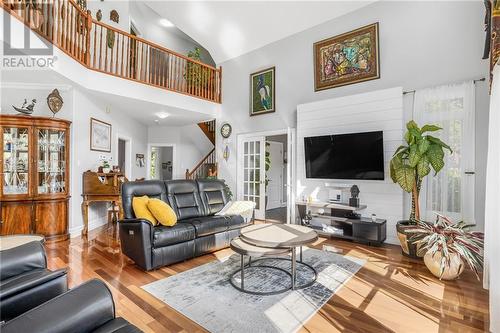 701 Fox Run Road, Hawkesbury, ON - Indoor Photo Showing Living Room