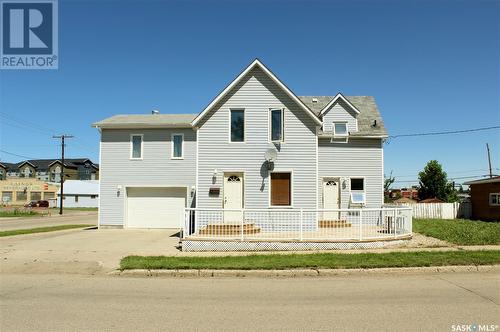 3 2Nd Avenue, Weyburn, SK - Outdoor With Facade