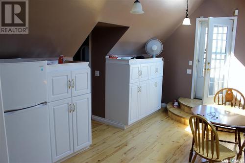 3 2Nd Avenue, Weyburn, SK - Indoor