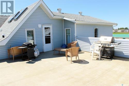 3 2Nd Avenue, Weyburn, SK - Outdoor With Deck Patio Veranda With Exterior