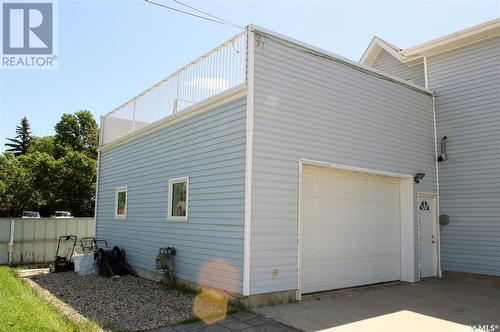 3 2Nd Avenue, Weyburn, SK - Outdoor With Exterior