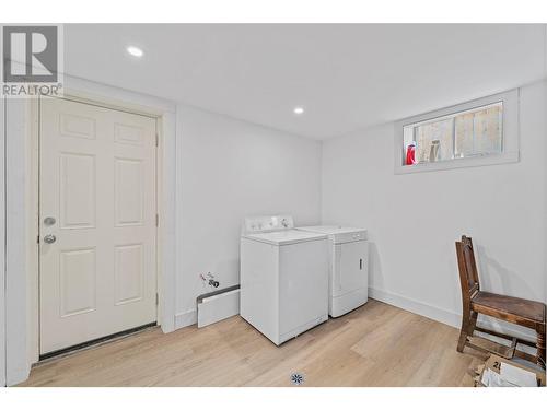 1326 Parcel Street, Merritt, BC - Indoor Photo Showing Laundry Room